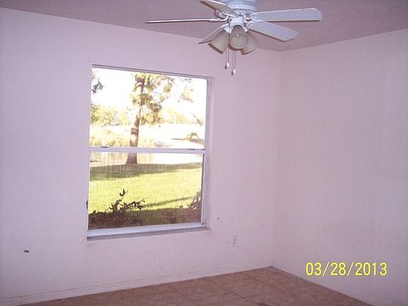 2nd image of 1558 Trafalgar Ln