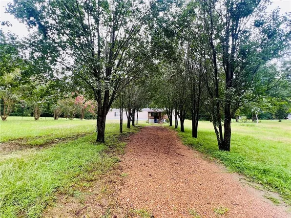 124 Welcome Rd, Jena, LA 71342