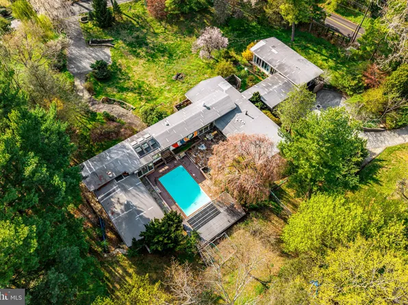 708 Righters Mill Rd, Penn Valley, PA 19072