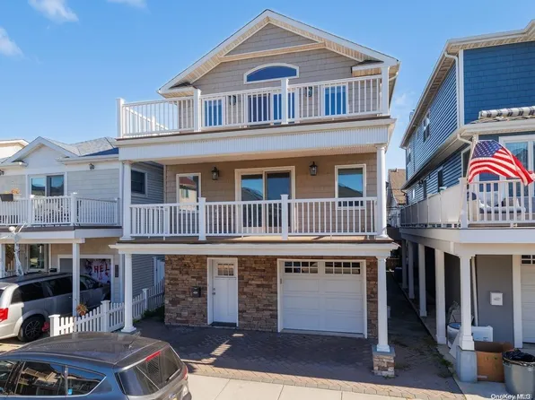 86 Tennessee Avenue, Long Beach, NY 11561