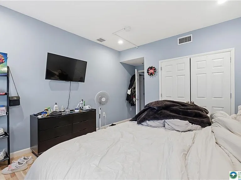 623 Walnut Ave #B2 — Photo 16