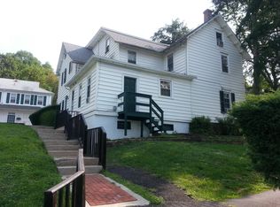 42 Fetters Mill Sq #B, Huntingdon Valley, PA 19006