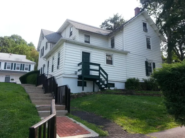 42 Fetters Mill Sq #B, Huntingdon Valley, PA 19006