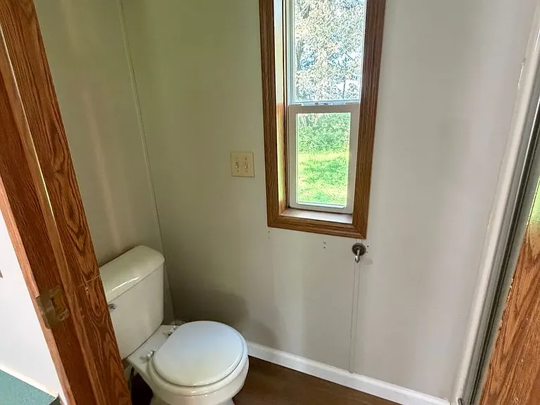 30 Eastland Dr — Photo 7
