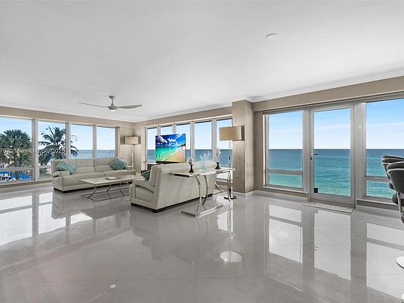 4th image of 4100 Galt Ocean Dr APT 314