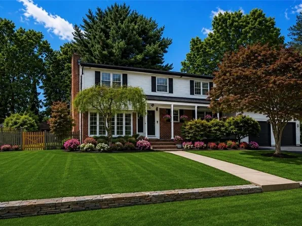 165 Merrymount Dr, Warwick, RI 02888