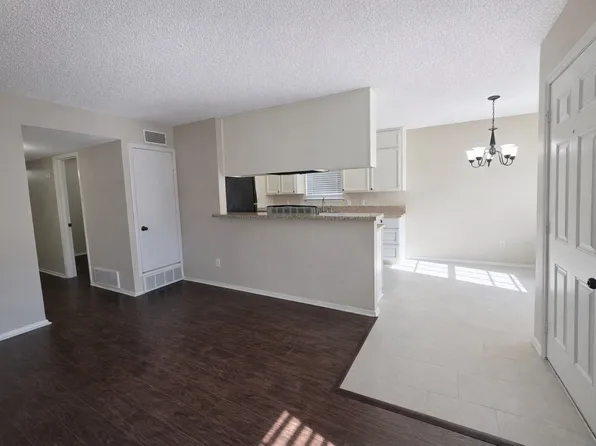 620 Race St APT D, Crowley, TX 76036