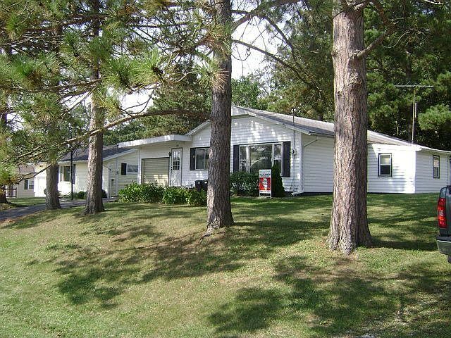 2nd image of 178 Lake Warren Dr