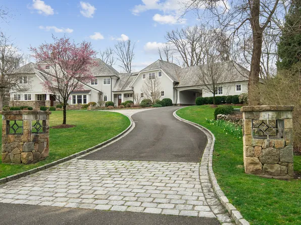 34 Adams Lane, New Canaan, CT 06840
