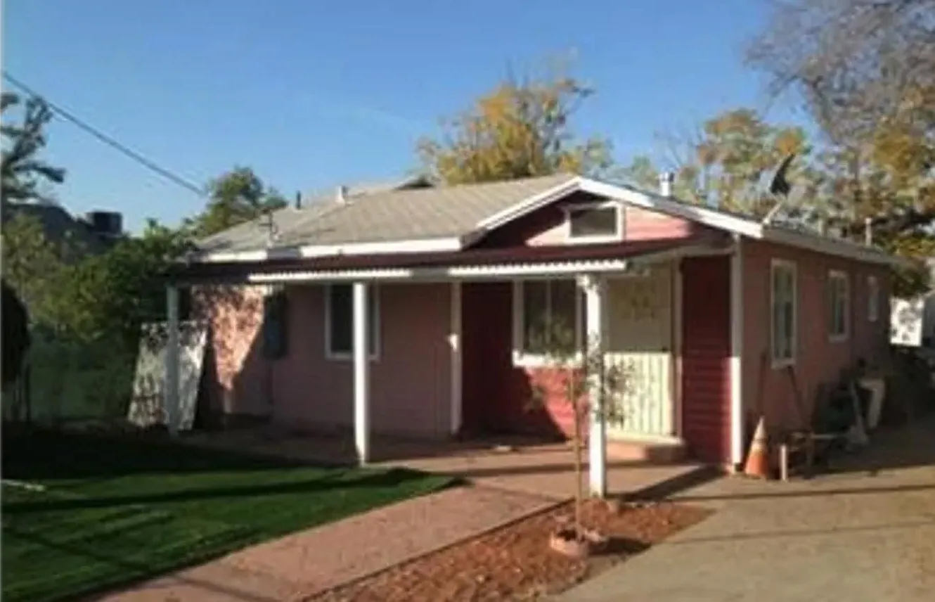 8048 Tippecanoe Ave — Photo 1