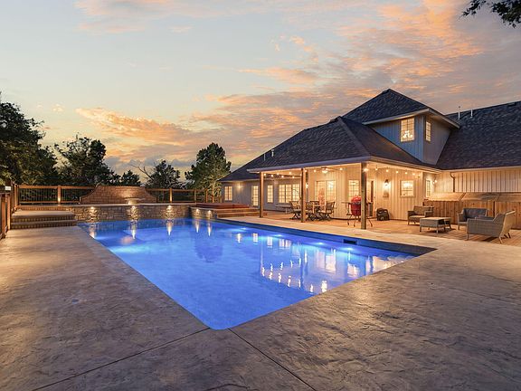 3rd image of 330 River Rock Road