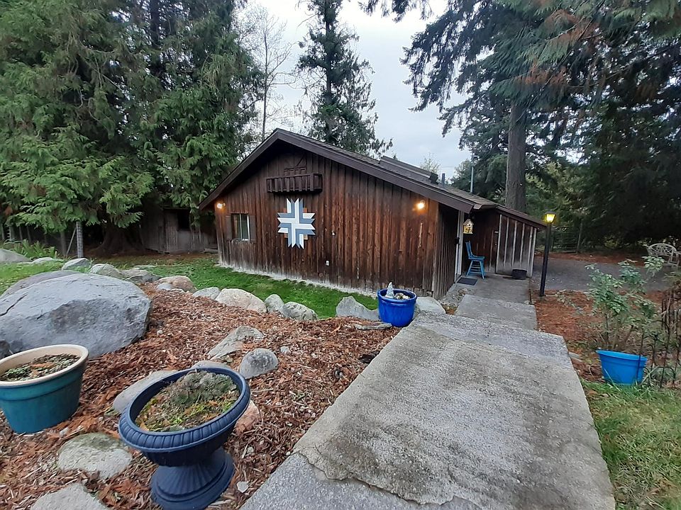 1st image of 31613 44th Ave E