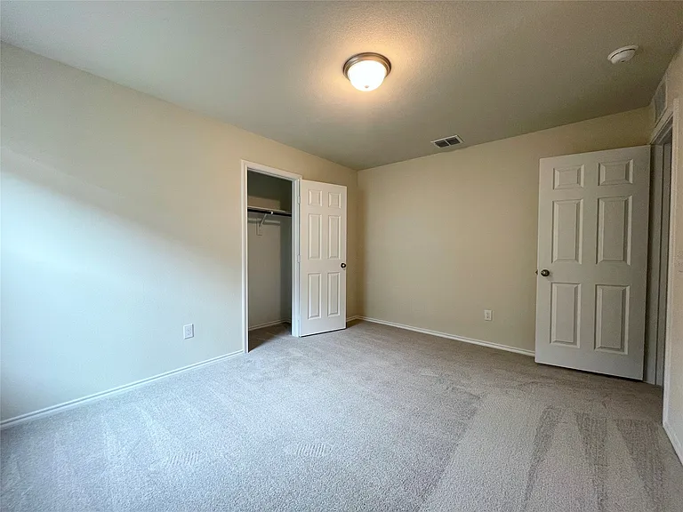 481 Grenada Lake Dr — Photo 19