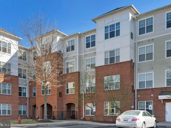 14241 Kings Crossing Blvd Unit 211, Boyds, MD 20841