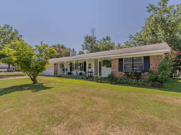 201 Jennifer St, Jonesboro, AR 72401