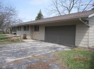 310 E Washington Ave, Cleveland, WI 53015