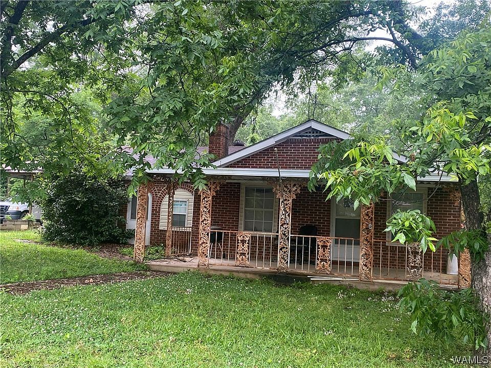 2nd image of 2612 21st Ct E