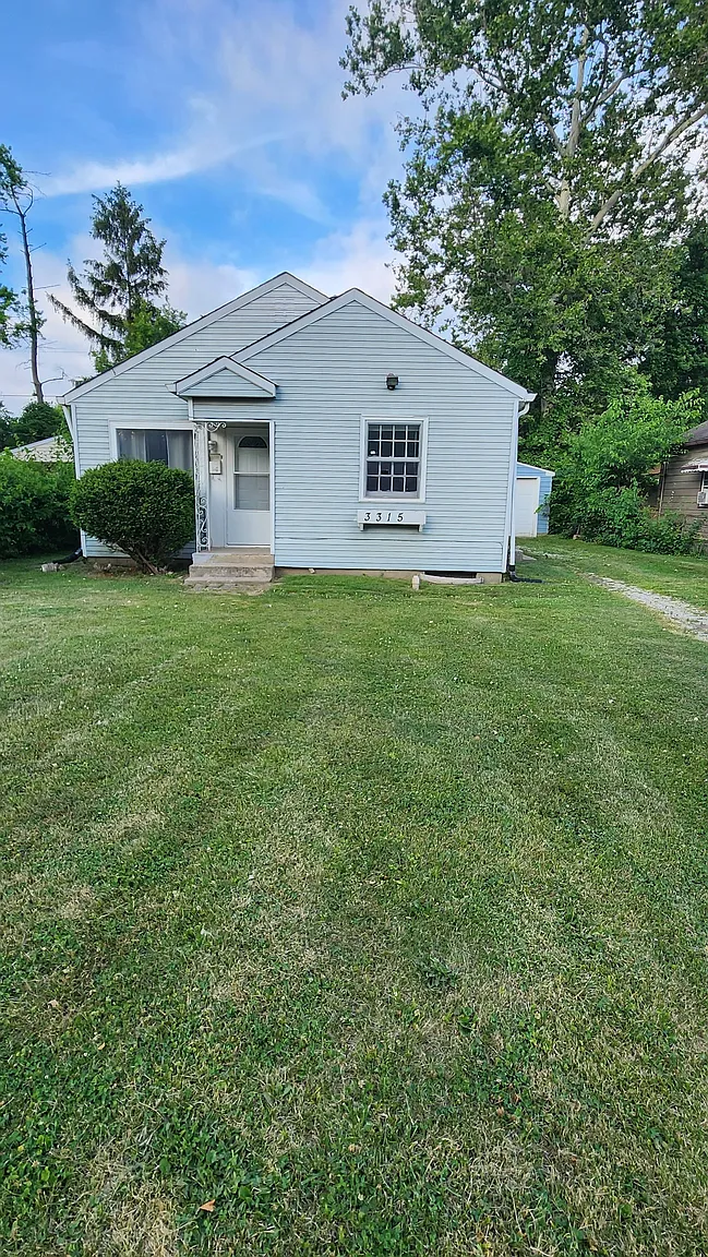 3315 N Denny St photo 1