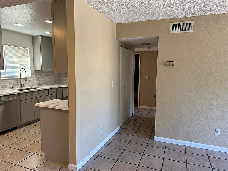 109 Luna Grande Cir #58 — Photo 6
