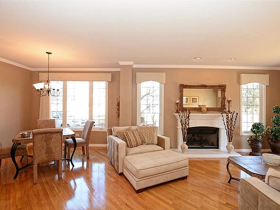 2nd image of 4101 Spyglass Cir #4101