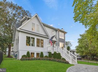 3602 Russell Rd, Alexandria, VA 22305