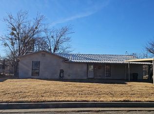 1304 SE 20th St, Mineral Wells, TX 76067