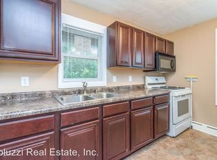 2406 Woodland Ave APT 003, Des Moines, IA 50312