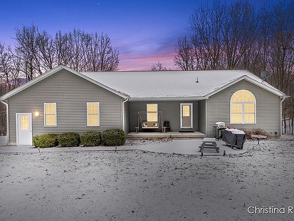 2nd image of 1020 Joshua Dr