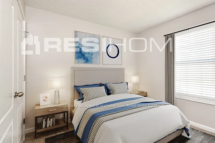 303 Kayla Ct — Photo 10