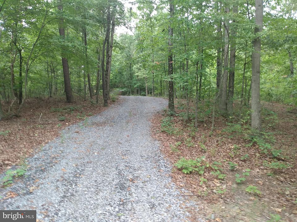 2nd image of 1185 Poole Rd