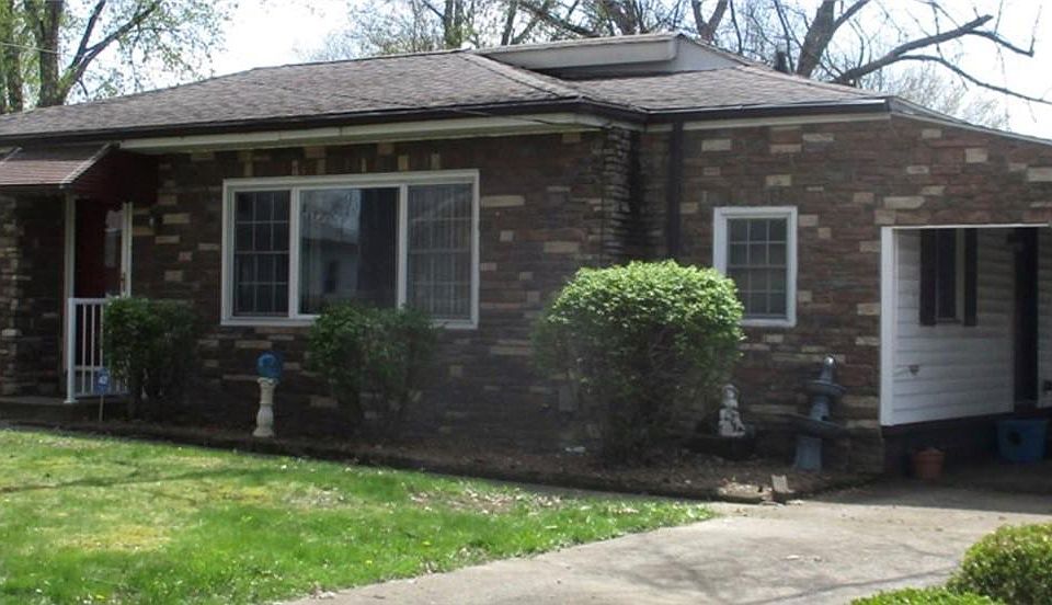 1st image of 779 Oak St