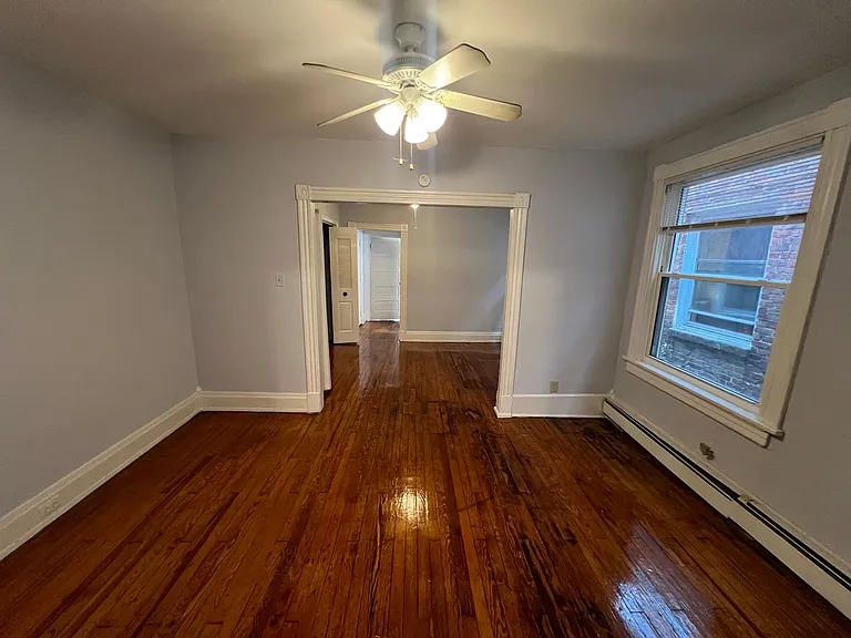 8 N. Auburn Ave. — Photo 15