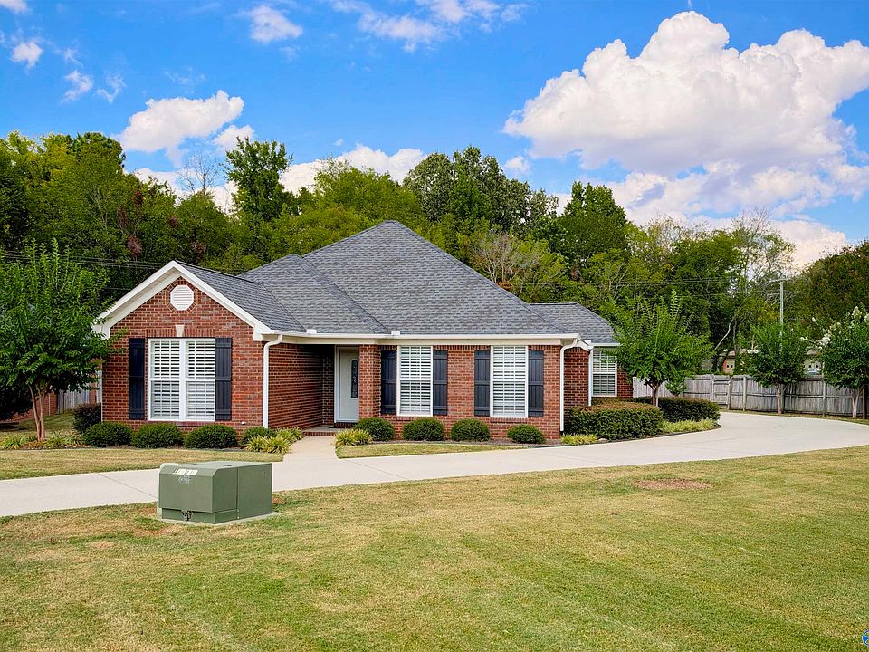 1st image of 3506 Choctaw Dr SE