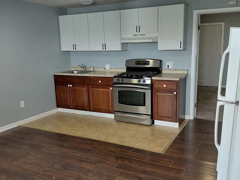 58-60 Intervale Rd — Photo 1