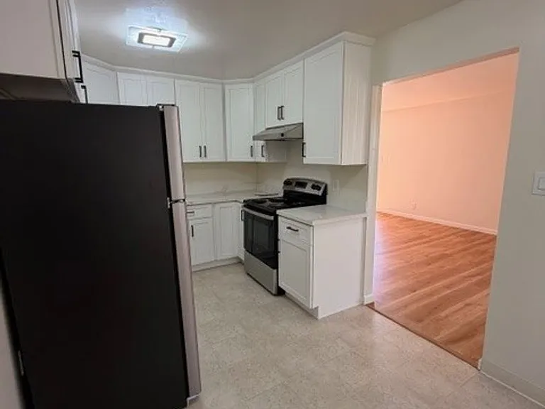Dixon Townhouse — Photo 47