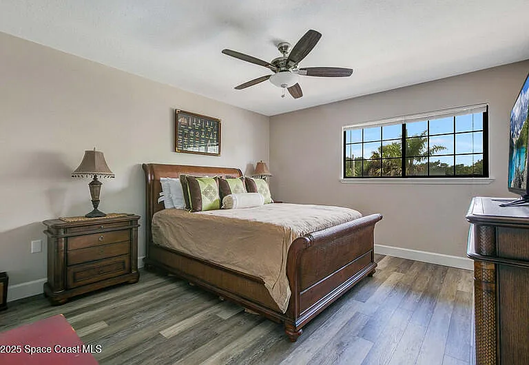 250 E Central Blvd — Photo 15