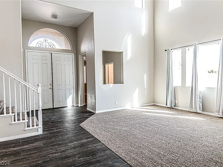 6545 Black Oaks St — Photo 8