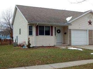 636 Grant St, Fort Atkinson, WI 53538