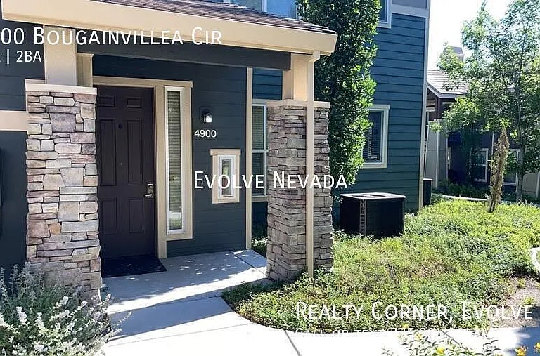 4900 Bougainvillea Cir — Photo 1