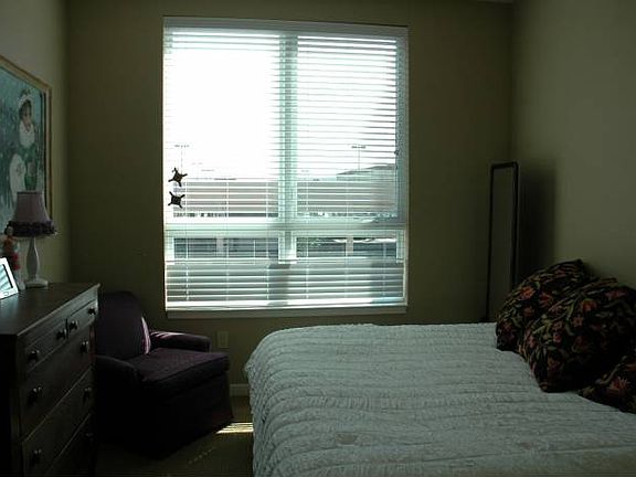 room for king size bed