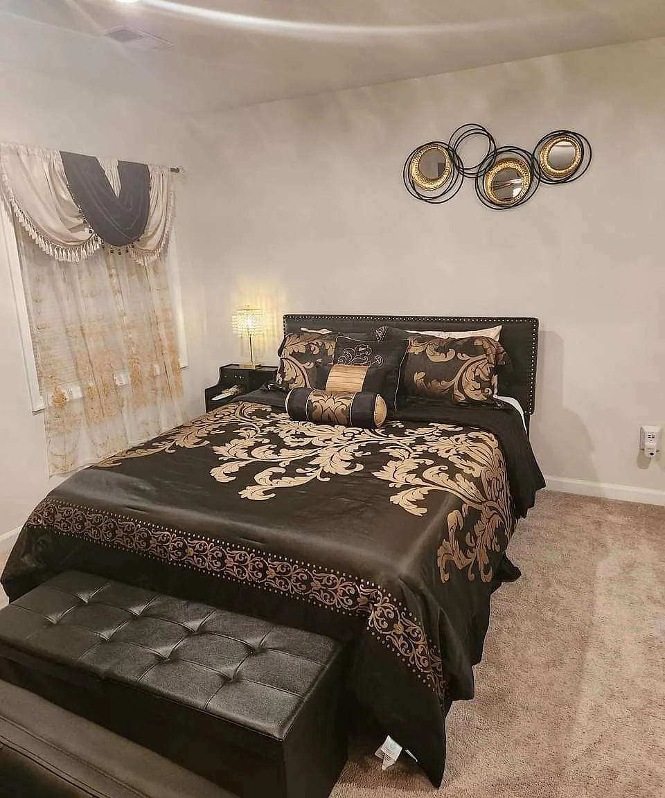 Basement Unit for Rent — Photo 1