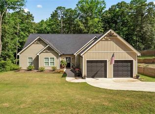 112 Bunting Ct, Monticello, GA 31064