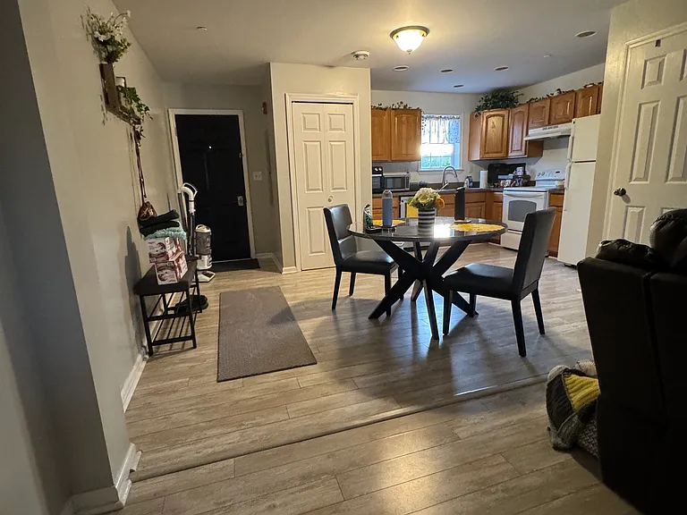 75 S Maiden St #2 — Photo 8