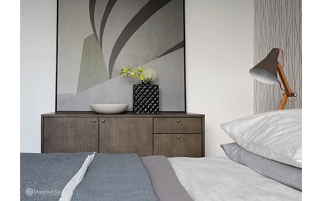 Rented by Douglas Elliman | media 20