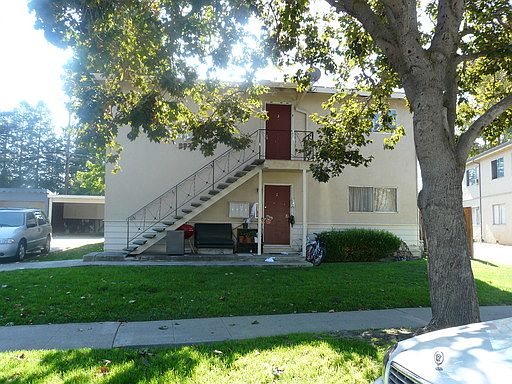 1st image of 992 College Dr APT 3