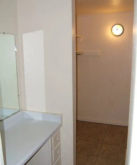 1002 N Hemlock St — Photo 92
