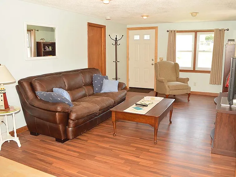 67 Chestnut Ave — Photo 6