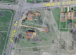 2nd image of 1916 Joyce Ave