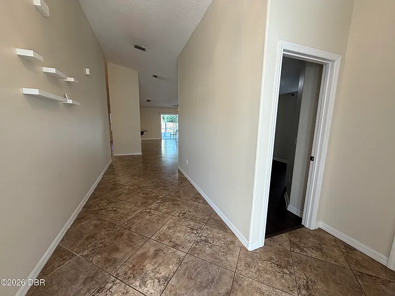 6009 Heron Pond Dr — Photo 1