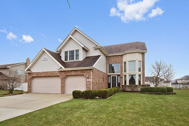 1st image of 8819 Brown Ln